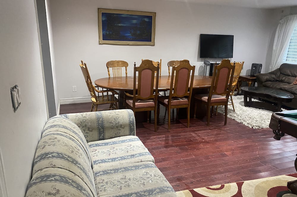 Photo of Livingroom in Kirkfield