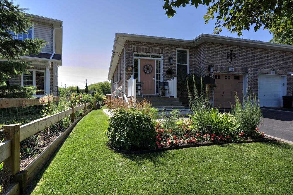 Photo of Outdoor in Rideau Heights