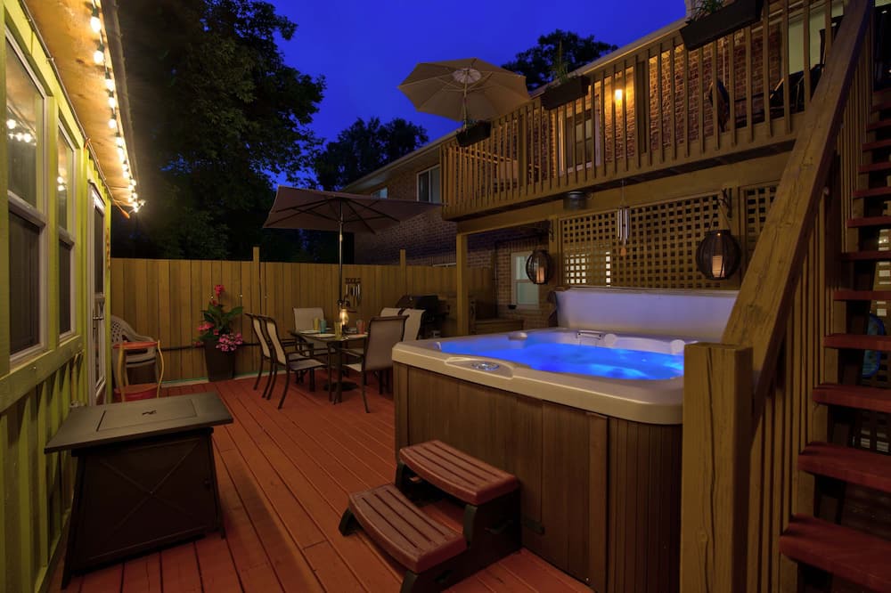 Photo of Outdoor in Rideau Heights