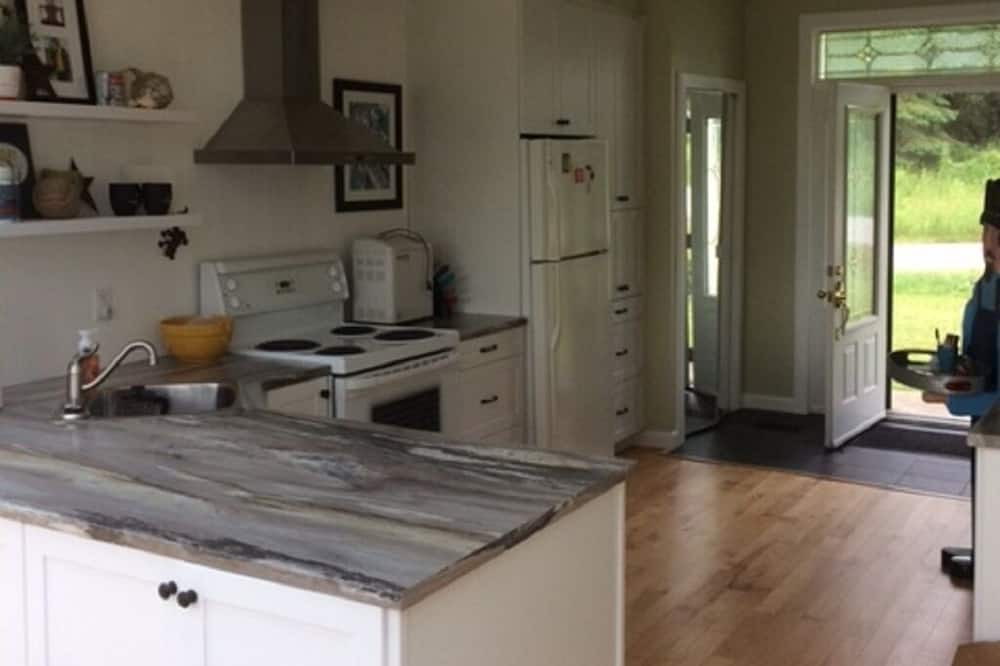 Photo of Kitchen in Magnetawan