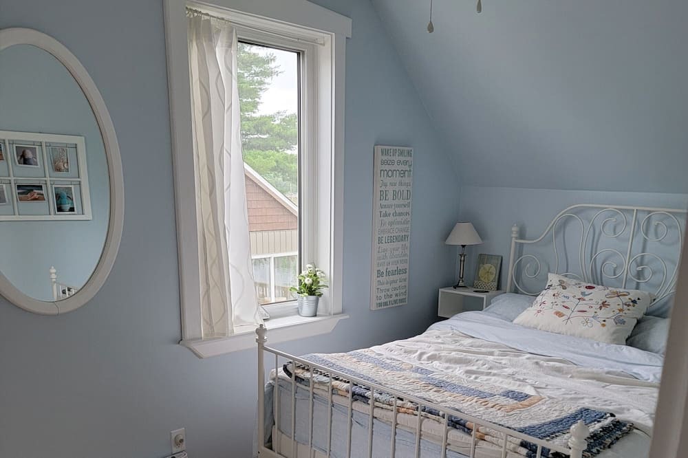Photo of Bedroom in Magnetawan
