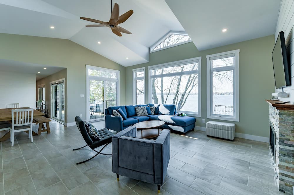 Photo of Livingroom in Selwyn