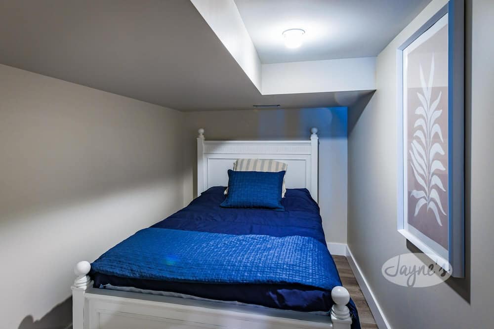 Photo of Bedroom in Selwyn