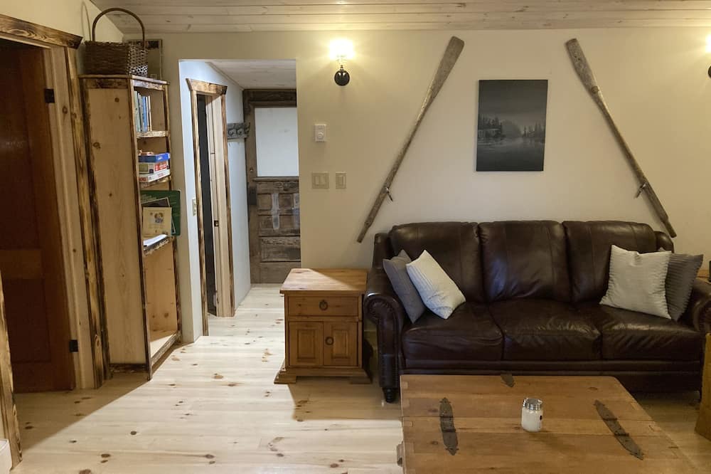 Photo of Livingroom in Algoma District