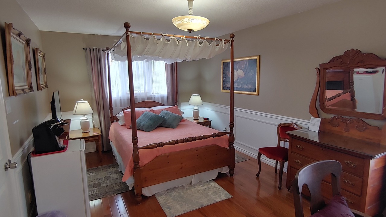 Photo of Bedroom in Bobcaygeon