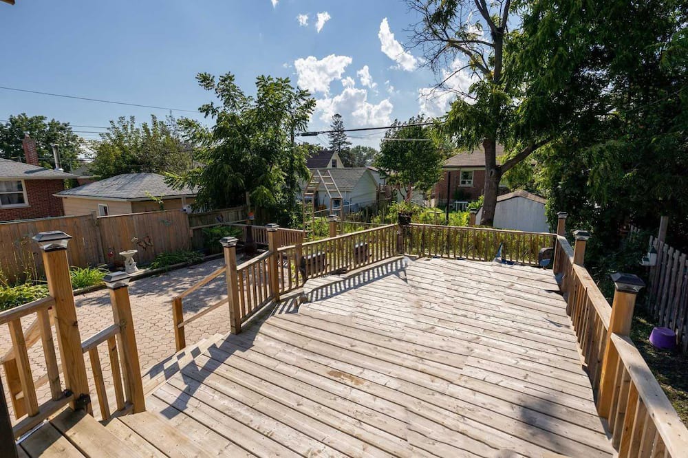 Photo of Patio Balcony in Durham Region