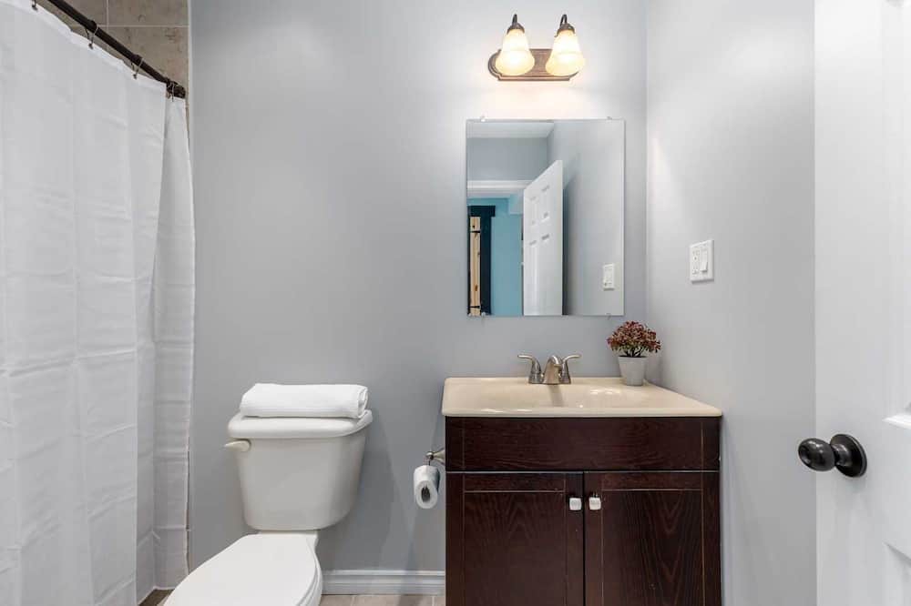Photo of Bathroom in Durham Region
