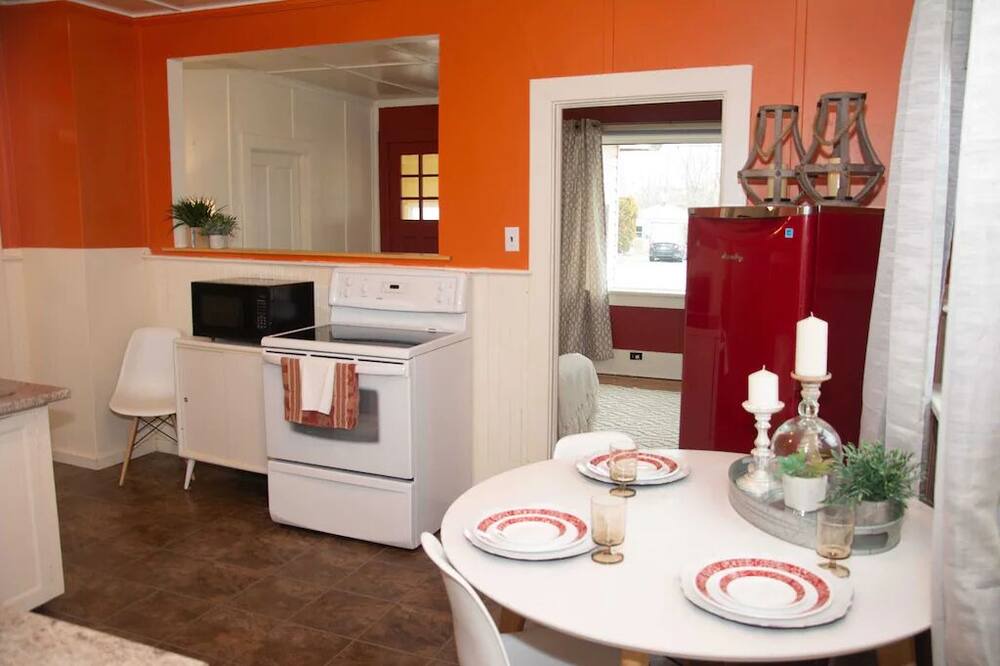 Photo of Livingroom in Smooth Rock Falls