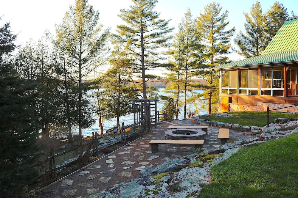 Photo of Outdoor in Central Frontenac