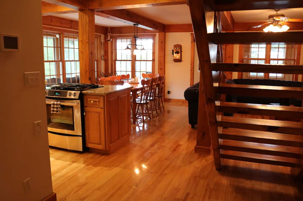 Photo of Kitchen in Central Frontenac