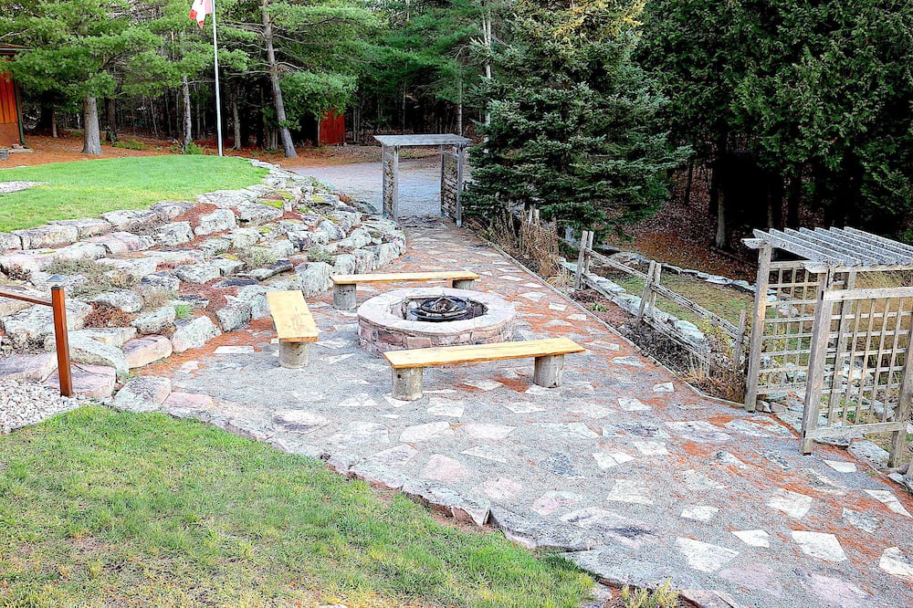 Photo of Outdoor in Central Frontenac