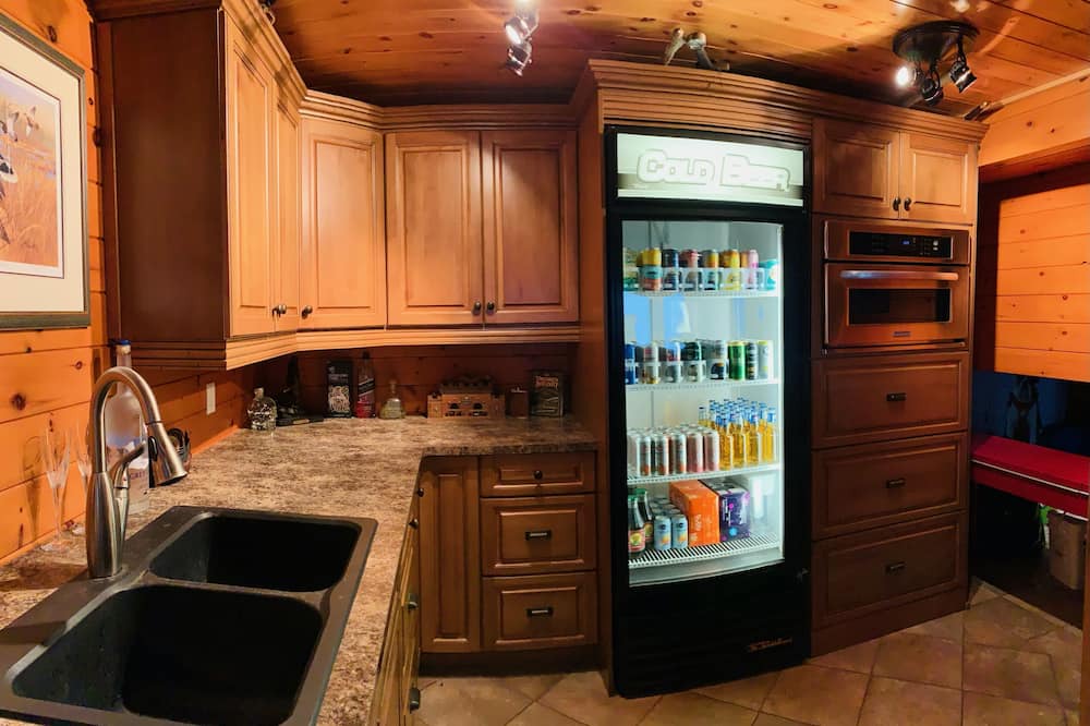 Photo of Kitchen in Manitoulin District