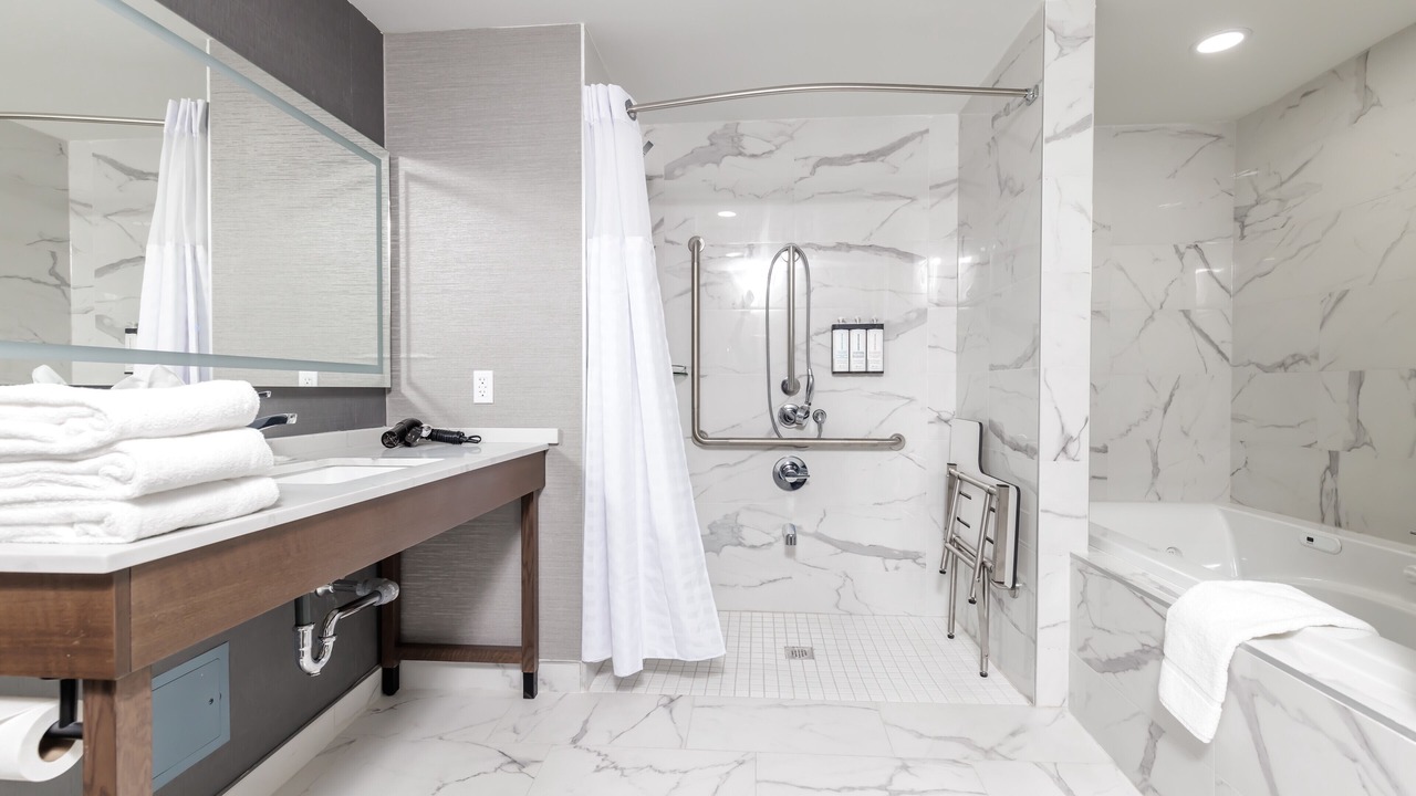 Photo of Bathroom in Airport Road Business Centre