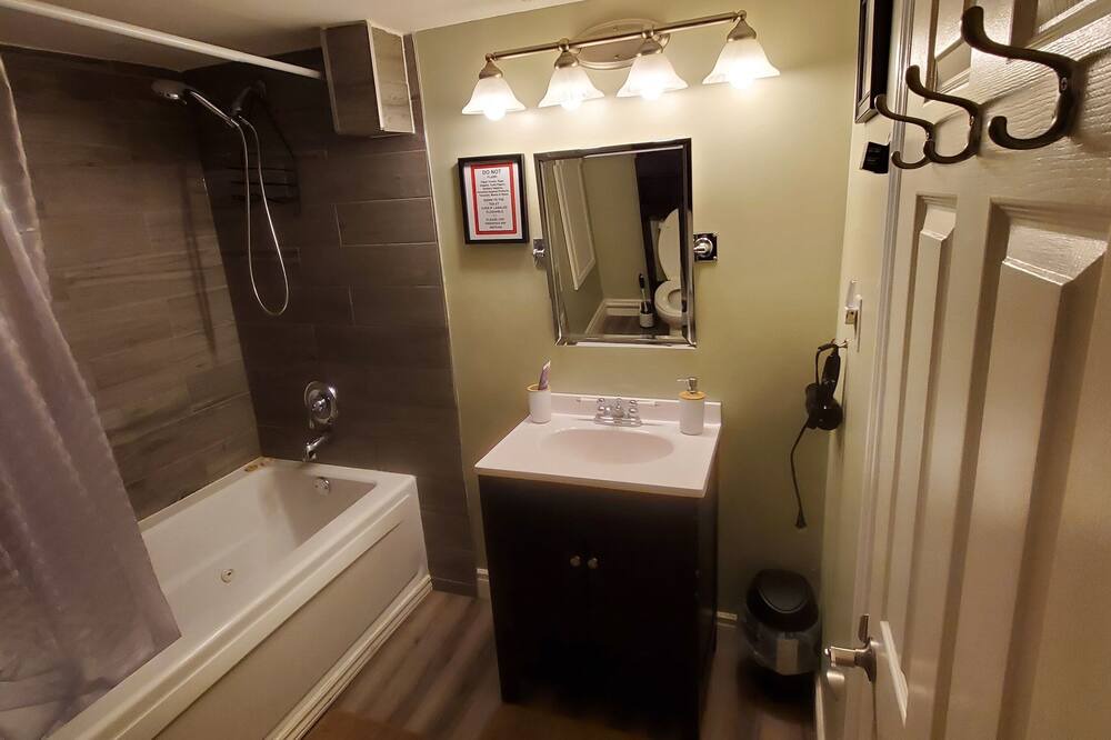 Photo of Bathroom in Dunsford