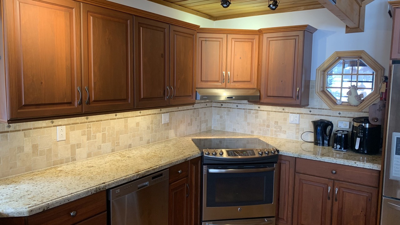 Photo of Kitchen in Douro-Dummer