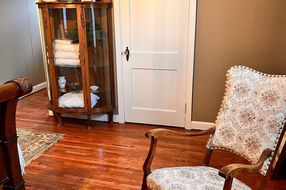 Photo of Livingroom in Owatonna