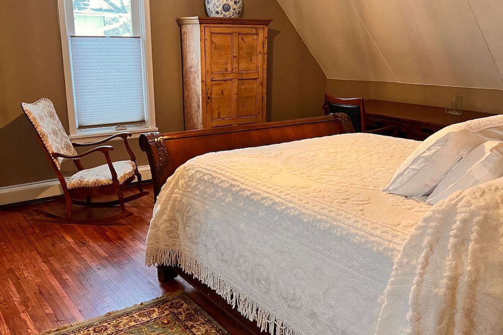Photo of Bedroom in Owatonna