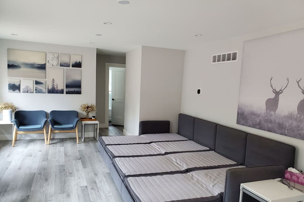 Photo of Bedroom in Washago