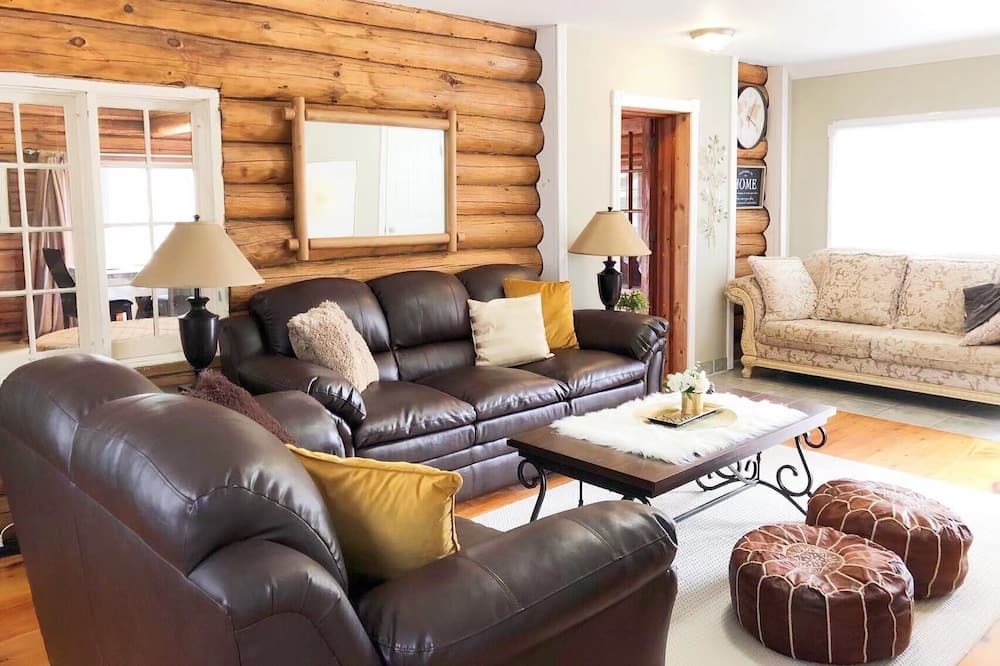 Photo of Livingroom in Seguin
