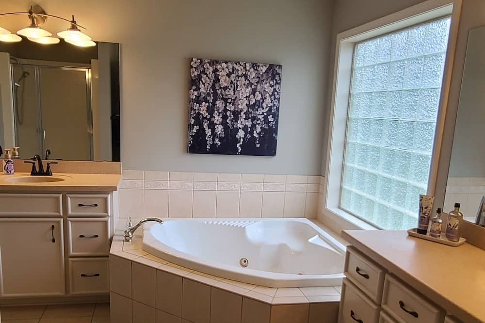 Photo of Bedroom in Starbuck