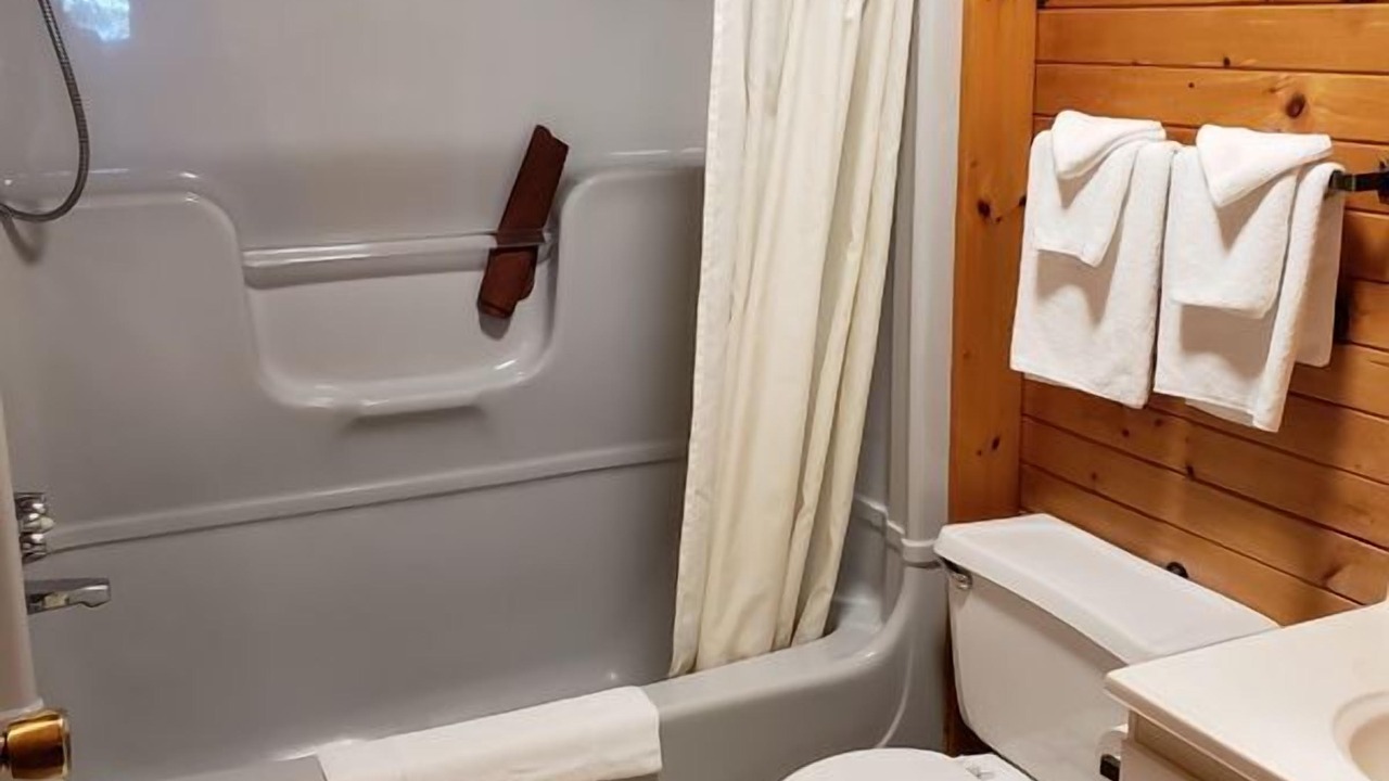Photo of Bathroom in Manitoulin District