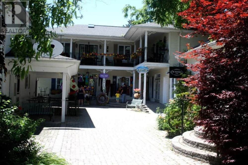 Photo of Others in Bayfield