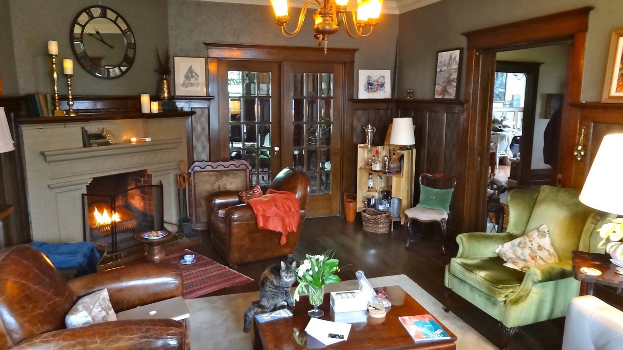 Photo of Livingroom in Midland