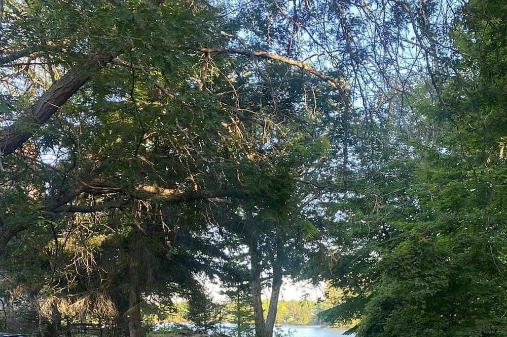 Photo of Outdoor in Frontenac