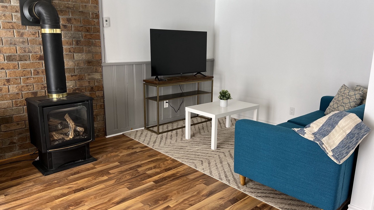 Photo of Livingroom in Midhurst