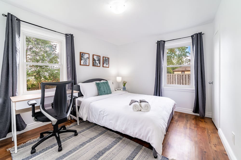 Photo of Bedroom in Argyle