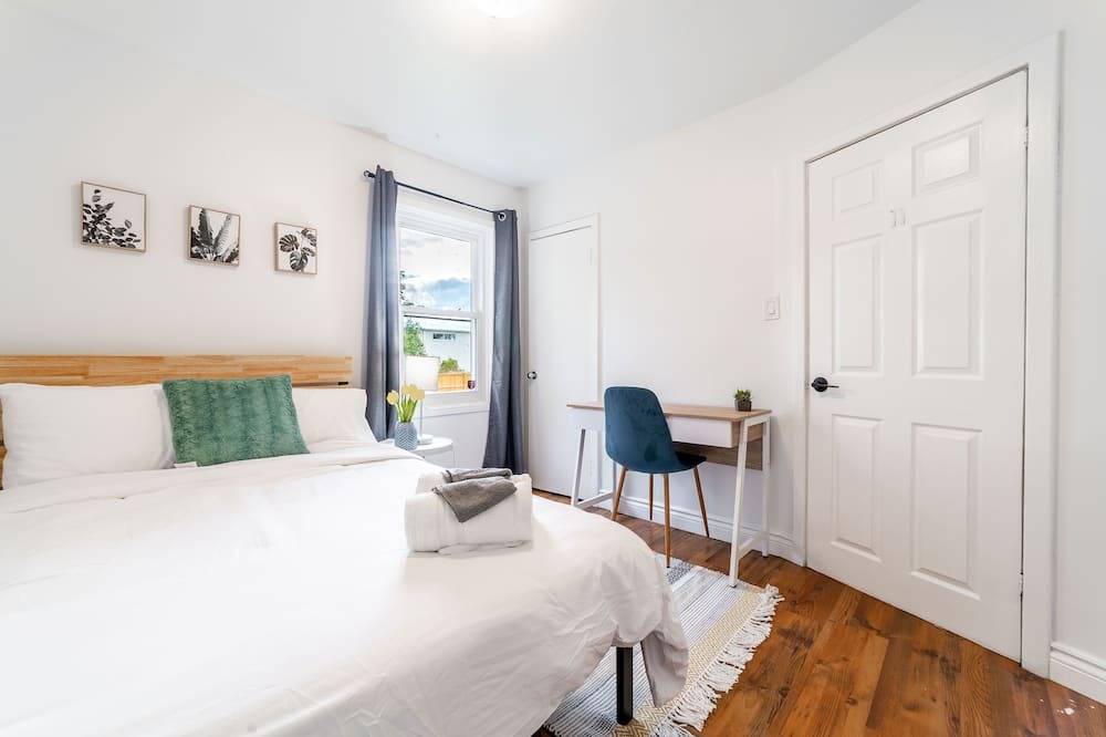 Photo of Bedroom in Argyle