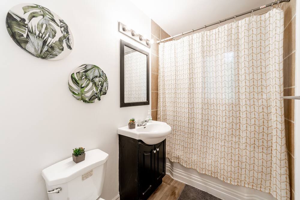 Photo of Bathroom in Argyle