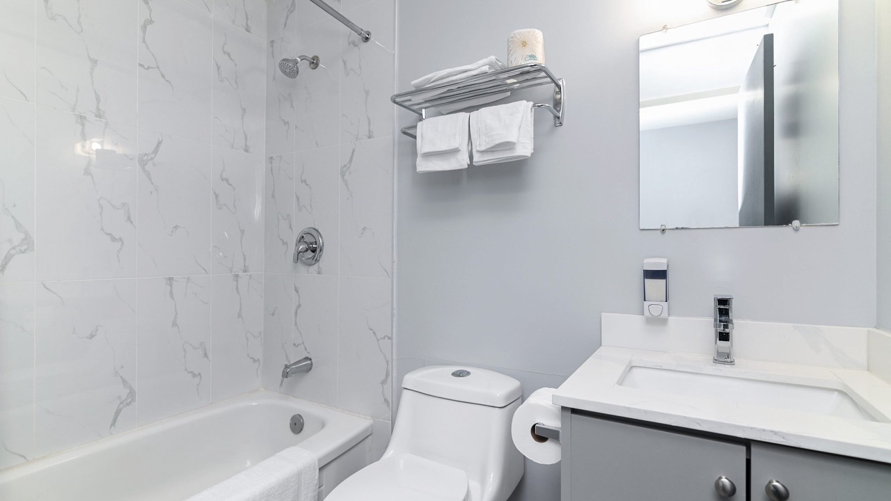 Photo of Bathroom in Cloyne