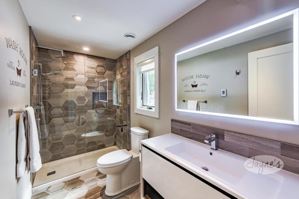 Photo of Bathroom in Georgian Bay