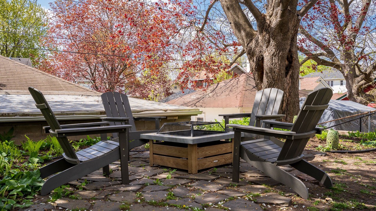 Photo of Outdoor in Macalester - Groveland