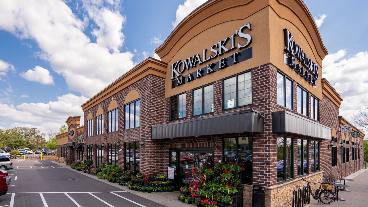 Photo of Outdoor in Macalester - Groveland