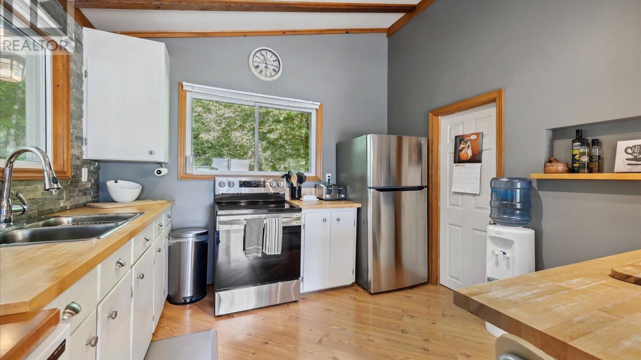 Photo of Kitchen in Kawartha Lakes