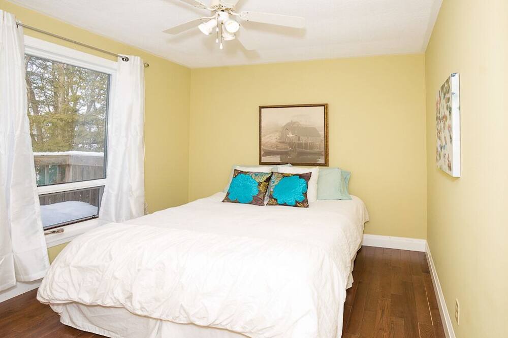 Photo of Bedroom in Douro-Dummer