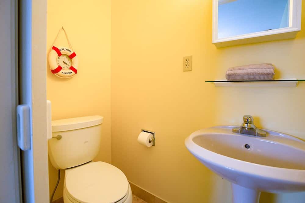 Photo of Bathroom in Douro-Dummer