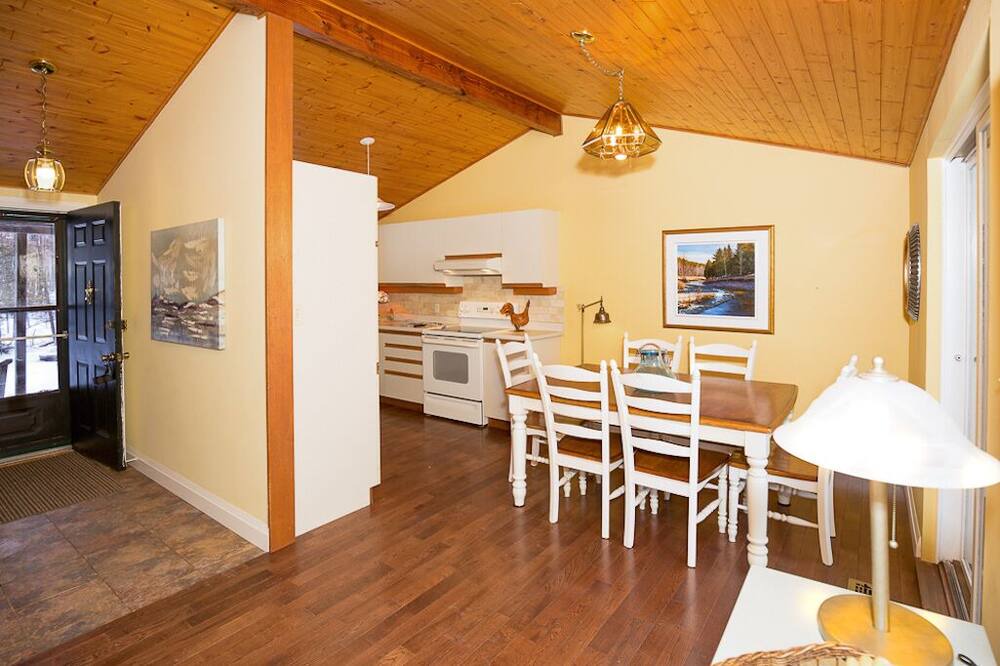 Photo of Kitchen in Douro-Dummer