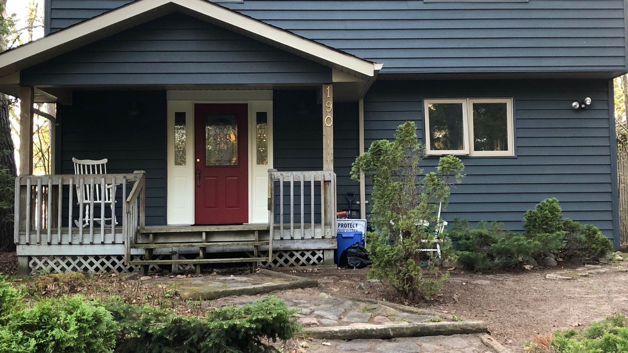 Photo of Outdoor in Tiny