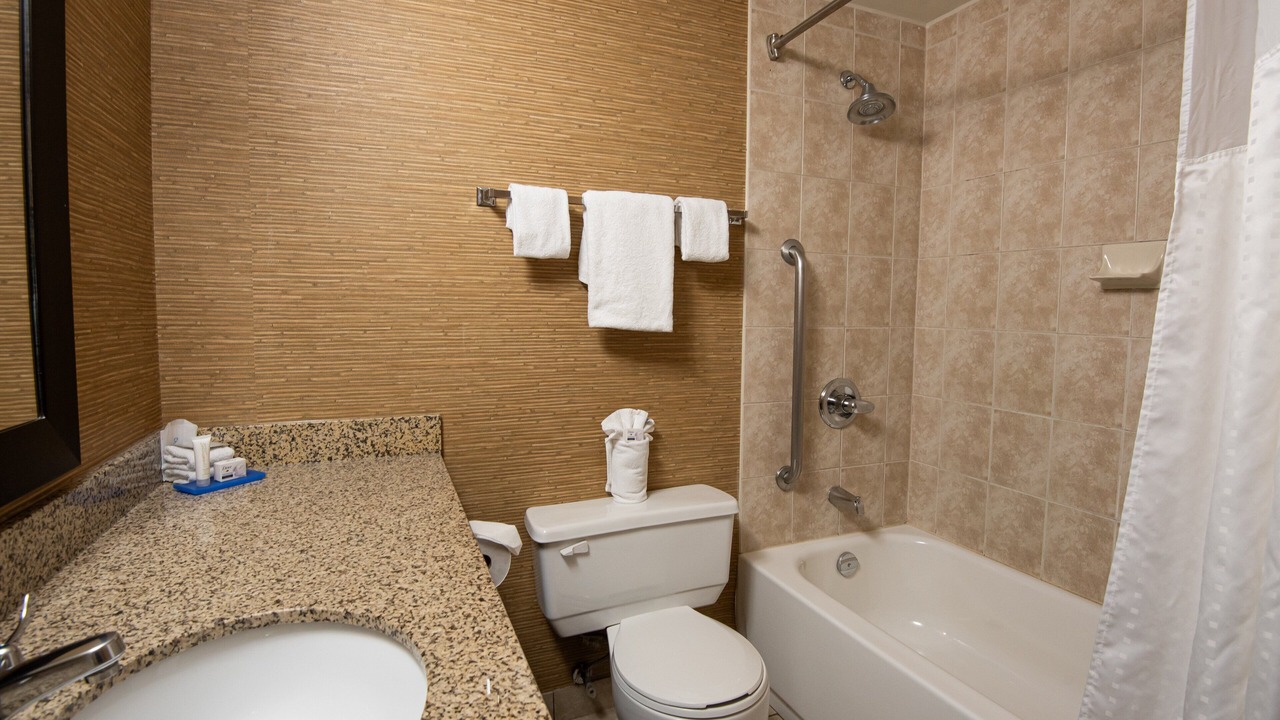 Photo of Bathroom in Chatham-Kent