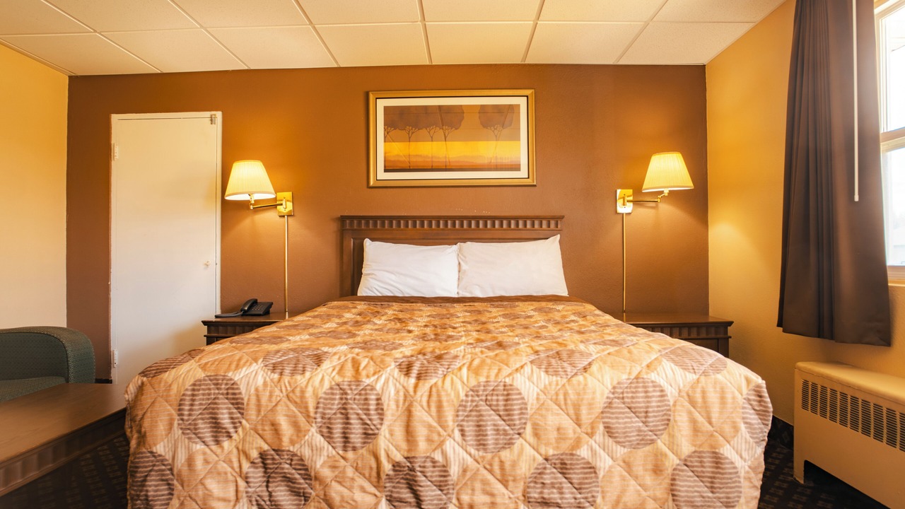 Photo of Bedroom in Sarnia