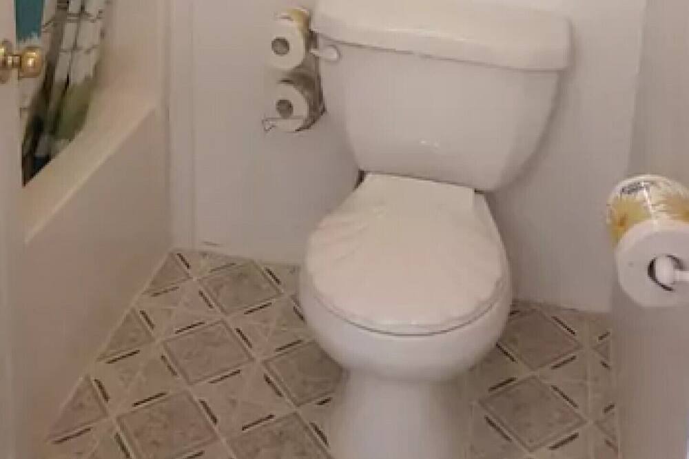 Photo of Bathroom in Chapleau
