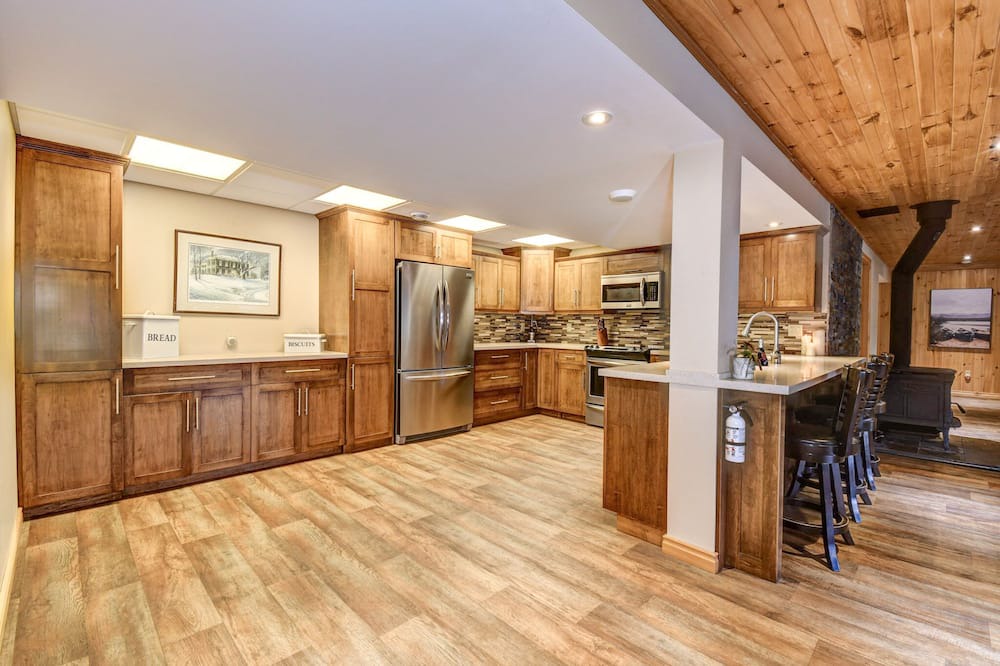Photo of Kitchen in South Algonquin