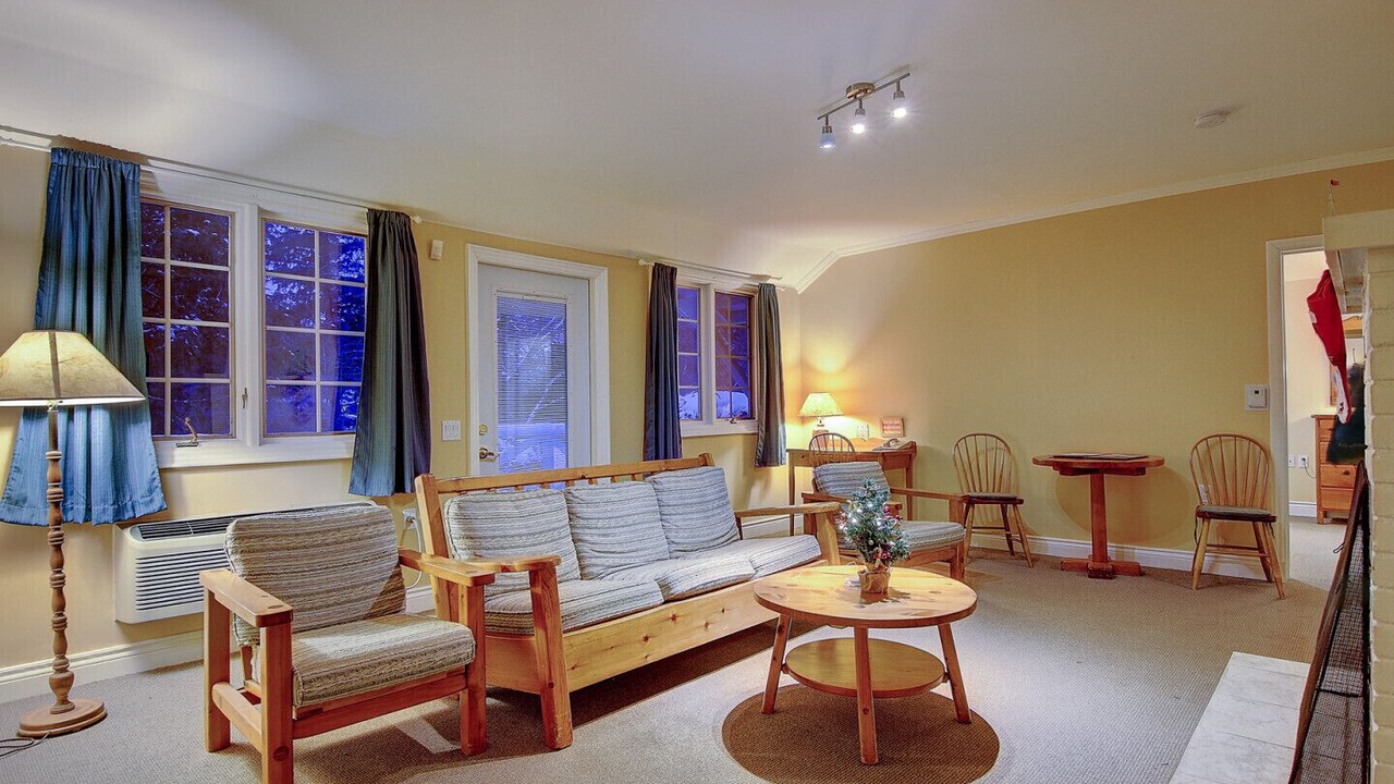 Photo of Livingroom in Georgina