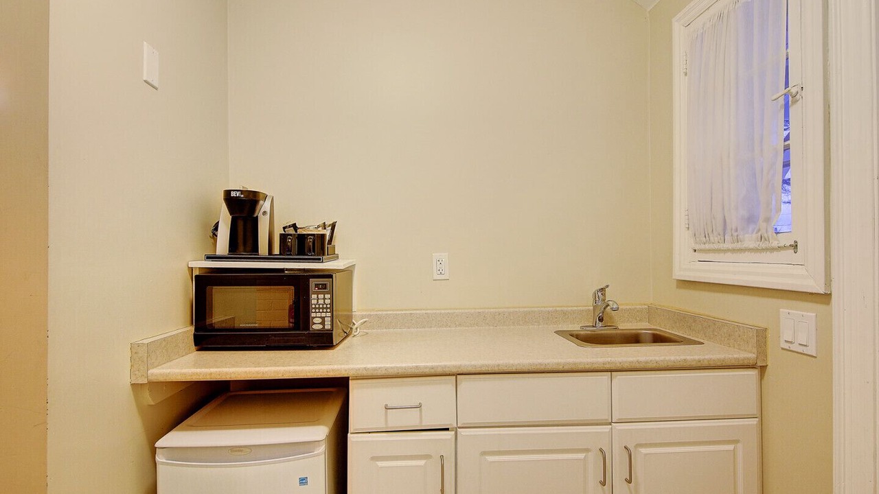 Photo of Kitchen in Georgina
