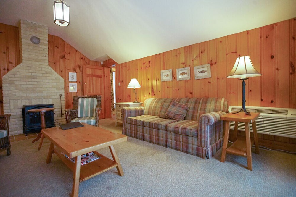 Photo of Livingroom in Georgina