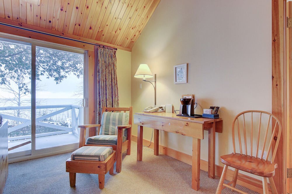 Photo of Livingroom in Georgina