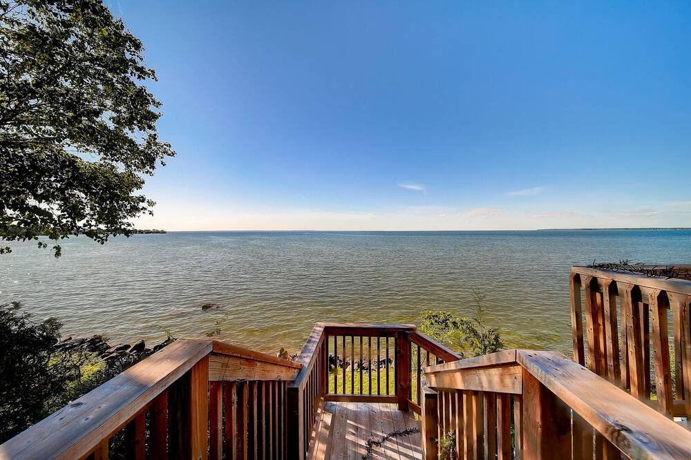 Photo of Patio Balcony in Georgina